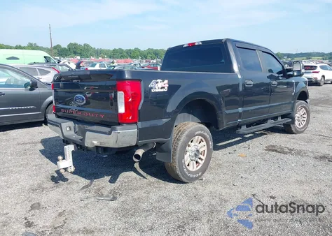 2019 Ford F250 Xl из США, поврежденный, VIN 1FT7W2B60KEE72277